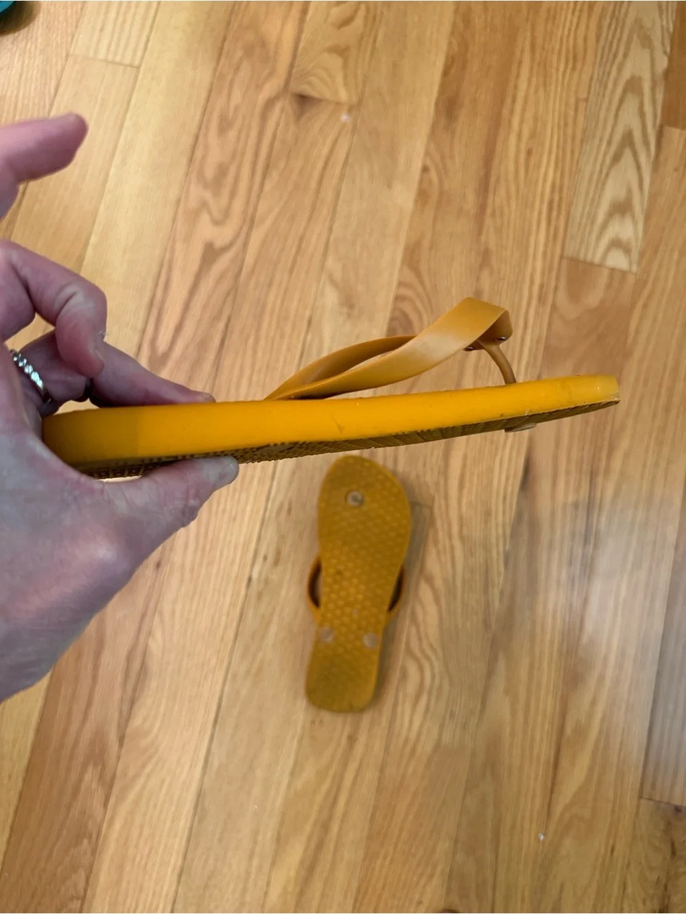 Tory Burch Thandie Flip Flop Sandals - Size 8